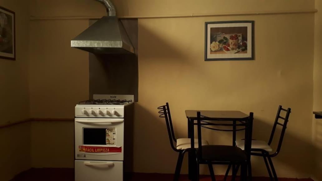 Hotel San Carlos Buenos Aires Extérieur photo