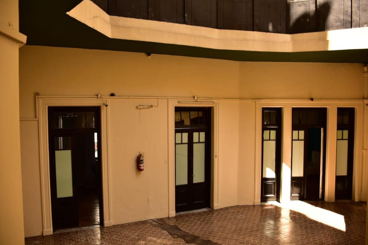 Hotel San Carlos Buenos Aires Extérieur photo